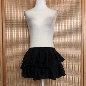 Flannel 100% silk ruffle mini skirt with built in shorts size 1